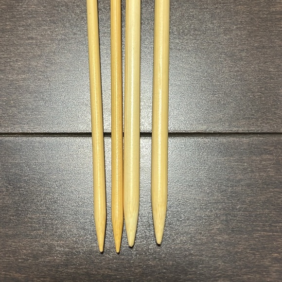 4 wooden knitting needles - Picture 5 of 6